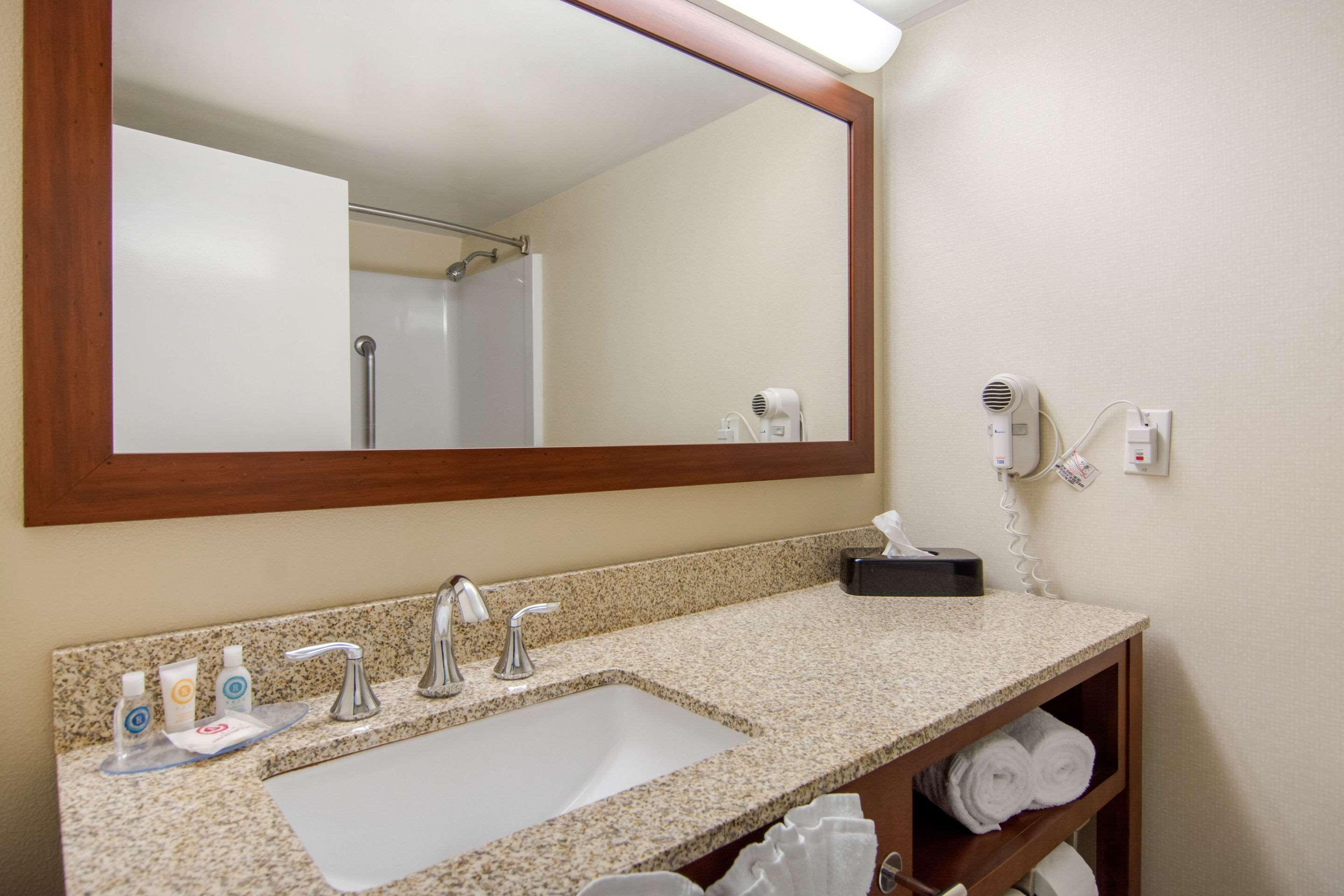 Comfort Inn Chester - Richmond South Εξωτερικό φωτογραφία