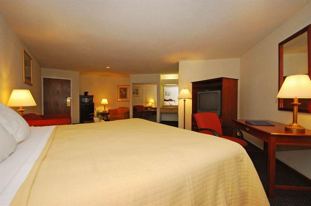 Comfort Inn Chester - Richmond South Εξωτερικό φωτογραφία