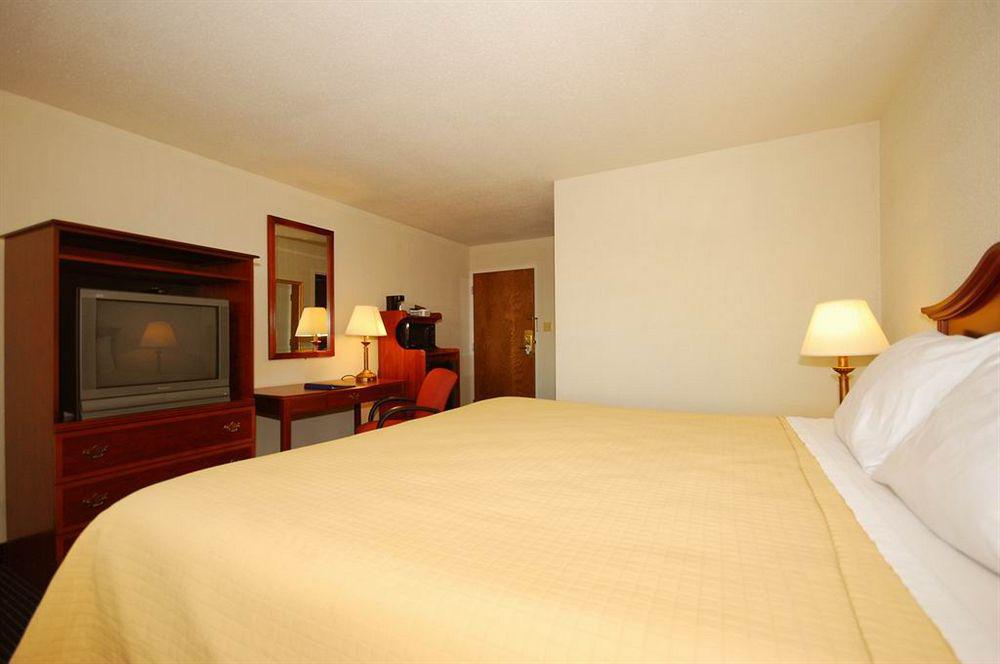 Comfort Inn Chester - Richmond South Εξωτερικό φωτογραφία